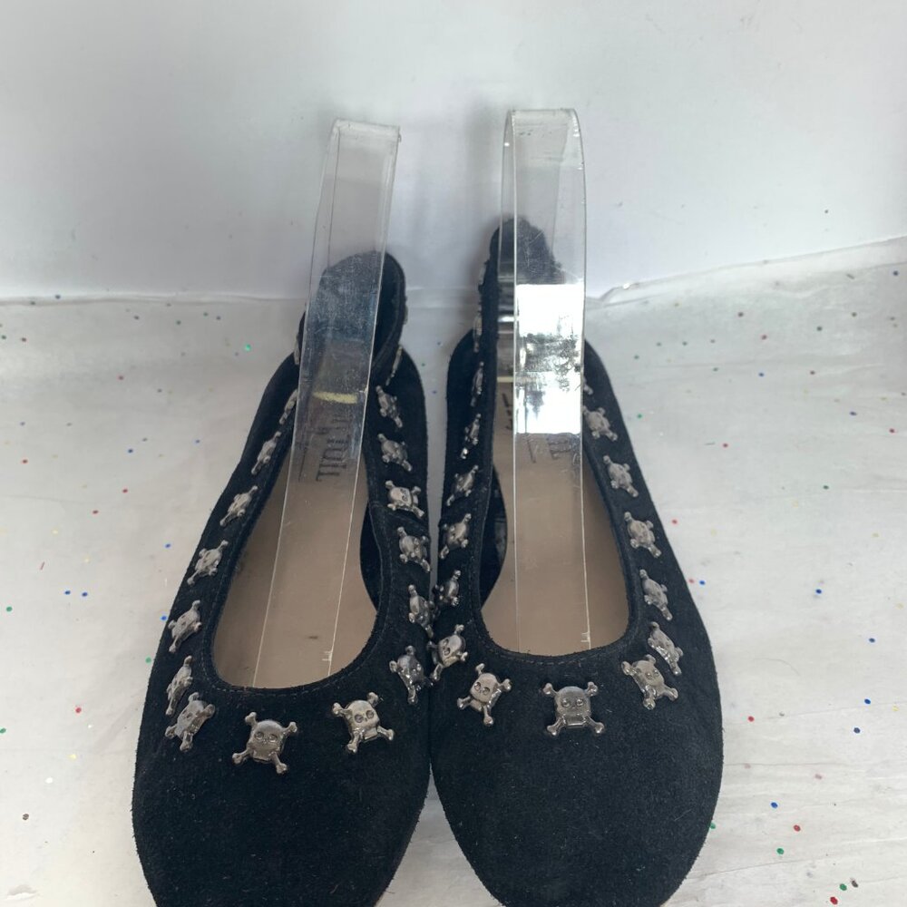 Ann Tuil Paris Black Suede Ballet Flats Metal Skull and Crossbones Rivet 39 Goth - Picture 7 of 15